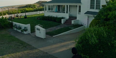 You (2018) S05 E05 Web-DL 720p hevc [Hindi-English]