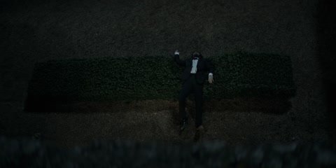 You (2018) S04 E04 Web-DL 720p hevc [Hindi-English]