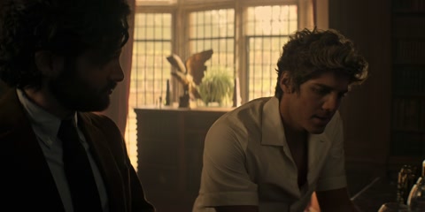 You (2018) S04 E04 Web-DL 720p hevc [Hindi-English]