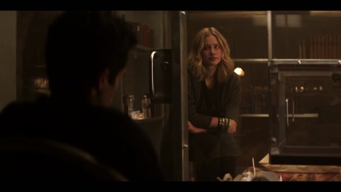 You (2018) S01 E10 Web-DL 1080p h264 [Hindi-English]