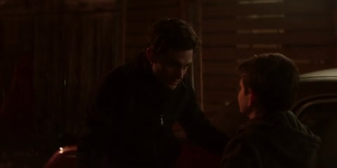 You (2018) S01 E10 Web-DL 480p h264 [Hindi-English]