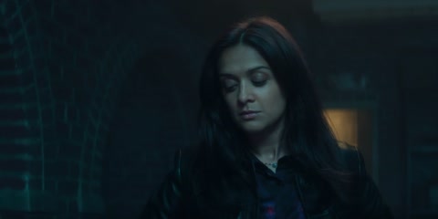 You (2018) S05 E09 Web-DL 720p h264 [Hindi-English]