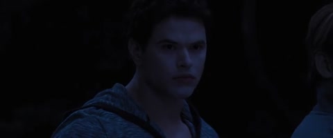 The Twilight Saga: Breaking Dawn - Part 1 (2011) BluRay 480p h264 [Hindi-English]