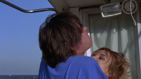 Download Shark Attack 3: Megalodon (2002) Web-DL 720p hevc [Hindi-English] | Filmy21