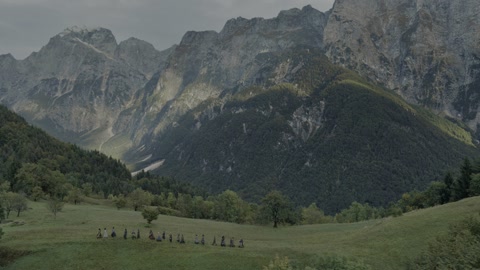 The Wheel of Time (2021) S01 E01 Web-DL 2160p hevc [Hindi-English]