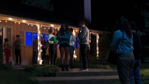 American Pie Presents: Girls' Rules (2020) Web-DL 720p h264 [English]