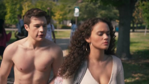 American Pie Presents: Girls' Rules (2020) Web-DL 720p h264 [English]