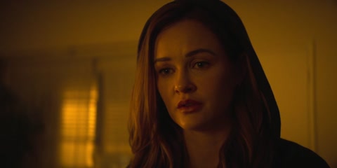 You (2018) S02 E06 Web-DL 720p hevc [Hindi-English]