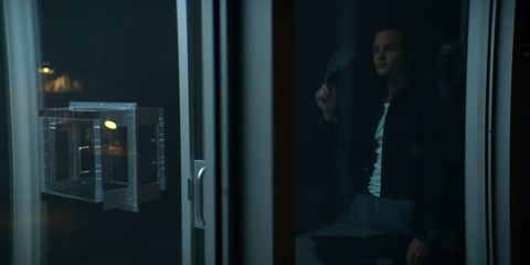 You (2018) S02 E01 Web-DL 720p hevc [Hindi-English]