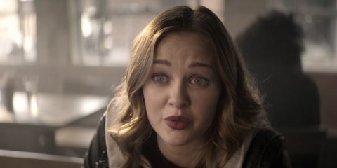 You (2018) S02 E01 Web-DL 720p hevc [Hindi-English]