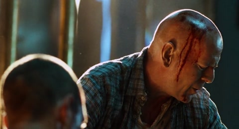 A Good Day to Die Hard (2013) BluRay 720p h264 [Hindi-English]