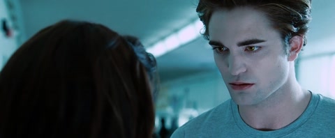 Download Twilight (2008) BluRay 1080p h264 [Hindi-English] | Filmy21