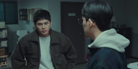 Strong Girl Nam-soon (2023) S01 E07 Web-DL 1080p h264 [Hindi-English-Korean]