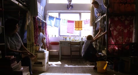 Jump (2009) BluRay 720p hevc [Hindi-Chinese]