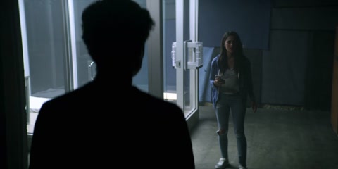 You (2018) S02 E07 Web-DL 720p hevc [Hindi-English]