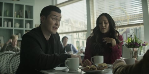 You (2018) S03 E10 Web-DL 720p h264 [Hindi-English]