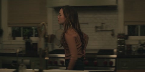 You (2018) S03 E10 Web-DL 720p h264 [Hindi-English]