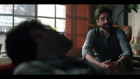 You (2018) S01 E07 Web-DL 1080p h264 [Hindi-English]