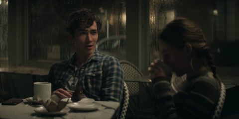 You (2018) S03 E04 Web-DL 720p h264 [Hindi-English]
