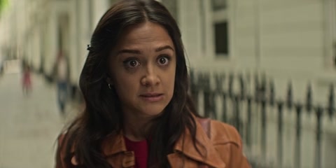 You (2018) S04 E03 Web-DL 480p h264 [Hindi-English]