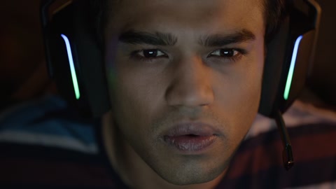 Logout (2024) Web-DL 720p hevc [Hindi]