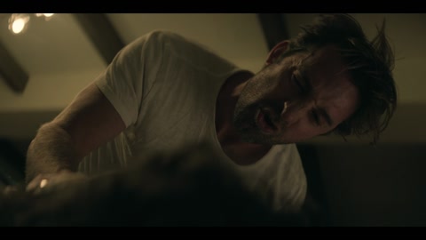 You (2018) S03 E10 Web-DL 1080p h264 [English-Hindi]
