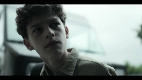 You (2018) S03 E10 Web-DL 1080p h264 [English-Hindi]