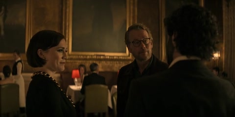You (2018) S04 E07 Web-DL 480p h264 [Hindi-English]