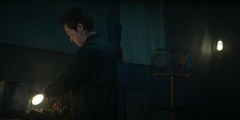 You (2018) S02 E04 Web-DL 480p h264 [Hindi-English]