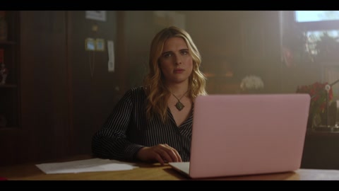 You (2018) S01 E03 Web-DL 1080p h264 [Hindi-English]