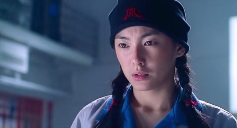 Jump (2009) BluRay 720p h264 [Hindi-Chinese]