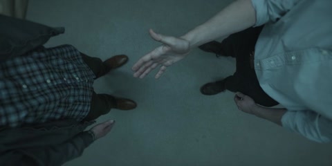 You (2018) S03 E04 Web-DL 480p h264 [Hindi-English]