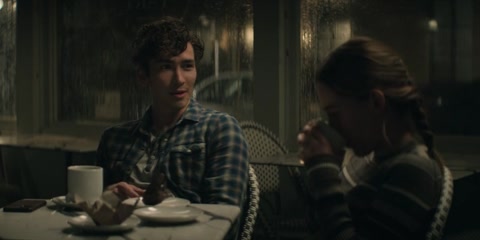 You (2018) S03 E04 Web-DL 480p h264 [Hindi-English]