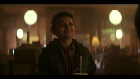 You (2018) S01 E01 Web-DL 1080p h264 [Hindi-English]