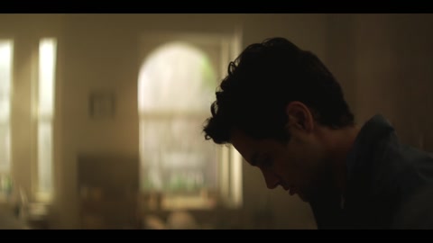 You (2018) S01 E01 Web-DL 1080p h264 [Hindi-English]