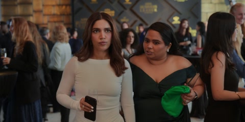 The Royals (2025) S01 E01 Web-DL 1080p hevc [Hindi]